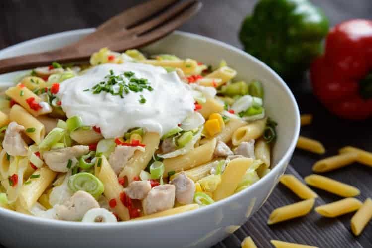 pasta met lente-ui